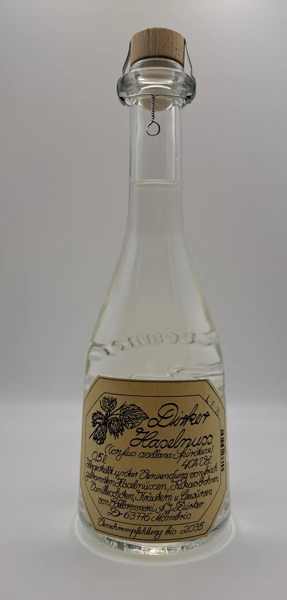 Artikelbild des Artikels “Dirker Haselnussgeist 0,5 L “