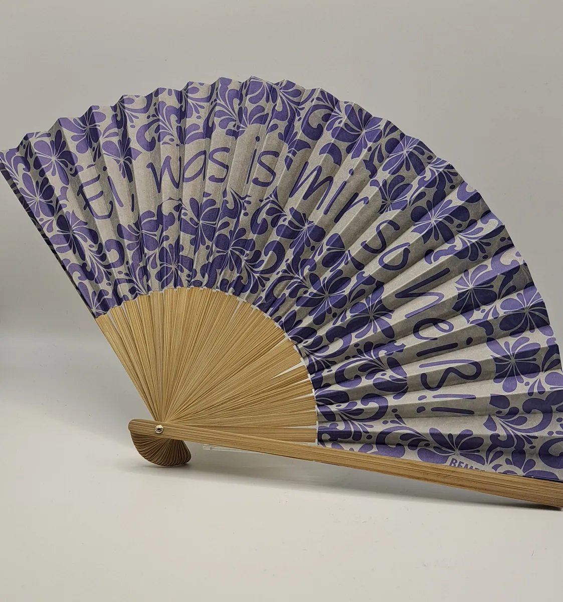 Artikelbild 1 des Artikels “Fächer mir is heiß “